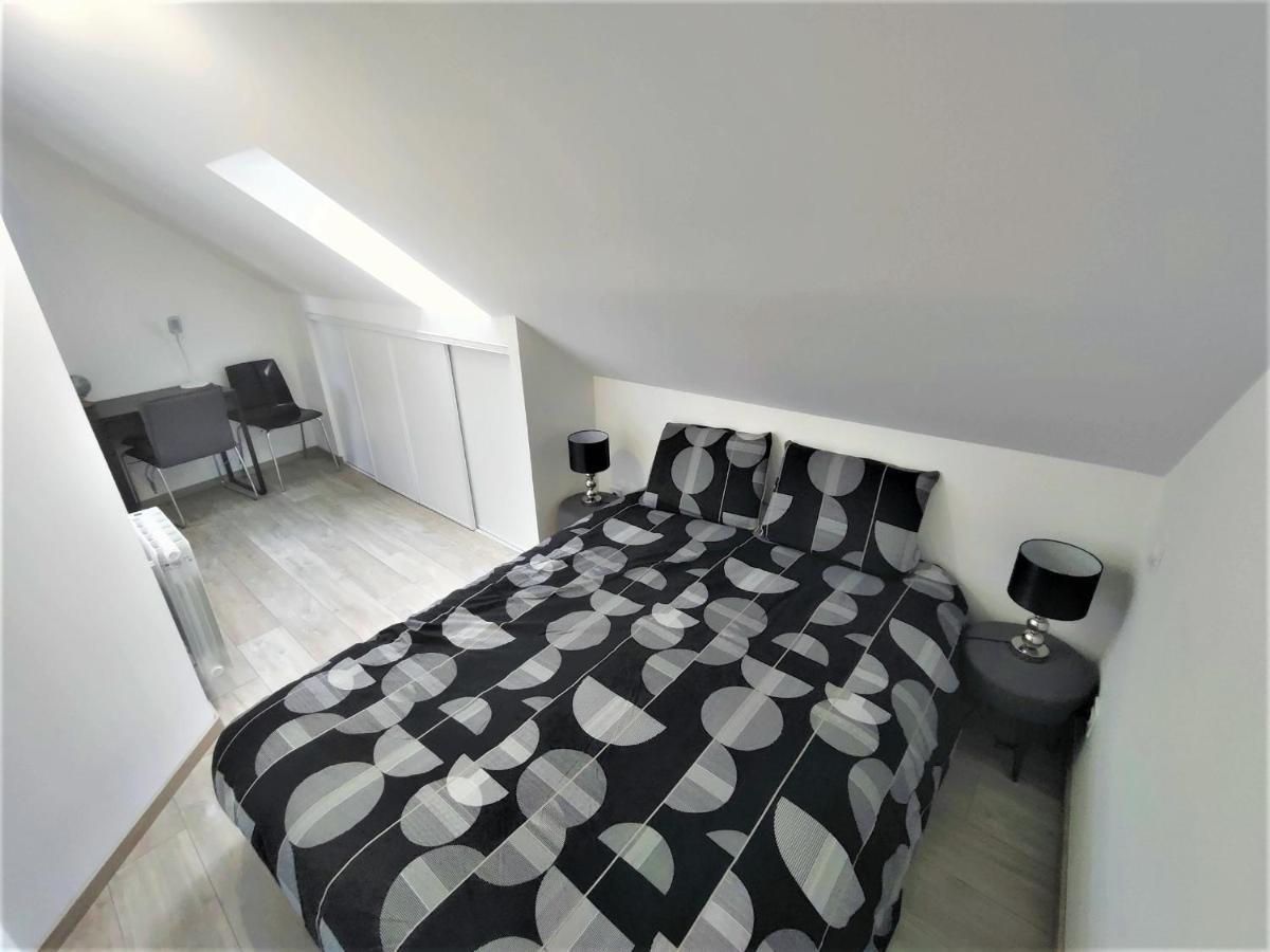 Appartement T3 YUCA Hyper centre d'ERNÉE Esterno foto